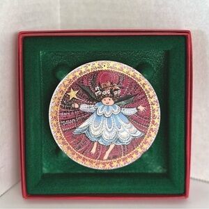 𝅺P. Buckley Moss Angel Girl Porcelain Ornament in Box with COA 1993